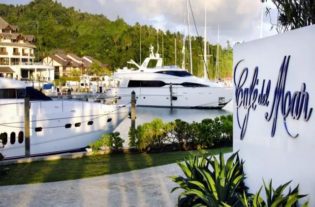 Yacht Club Puerto Bahia Samana Republique Dominicaine